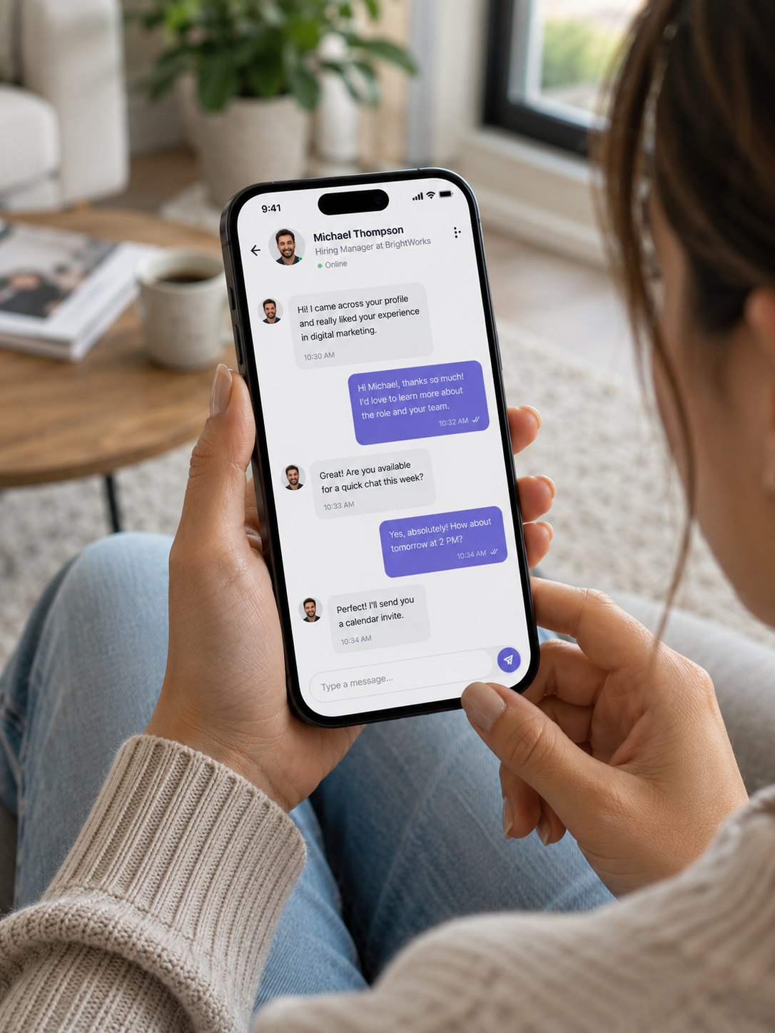 iPloy employer chat preview for job seekers